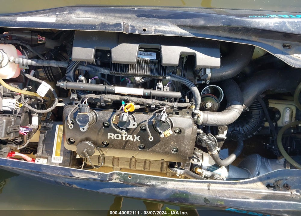 2018 SEA DOO RXT-300 VIN: YDV05239K718