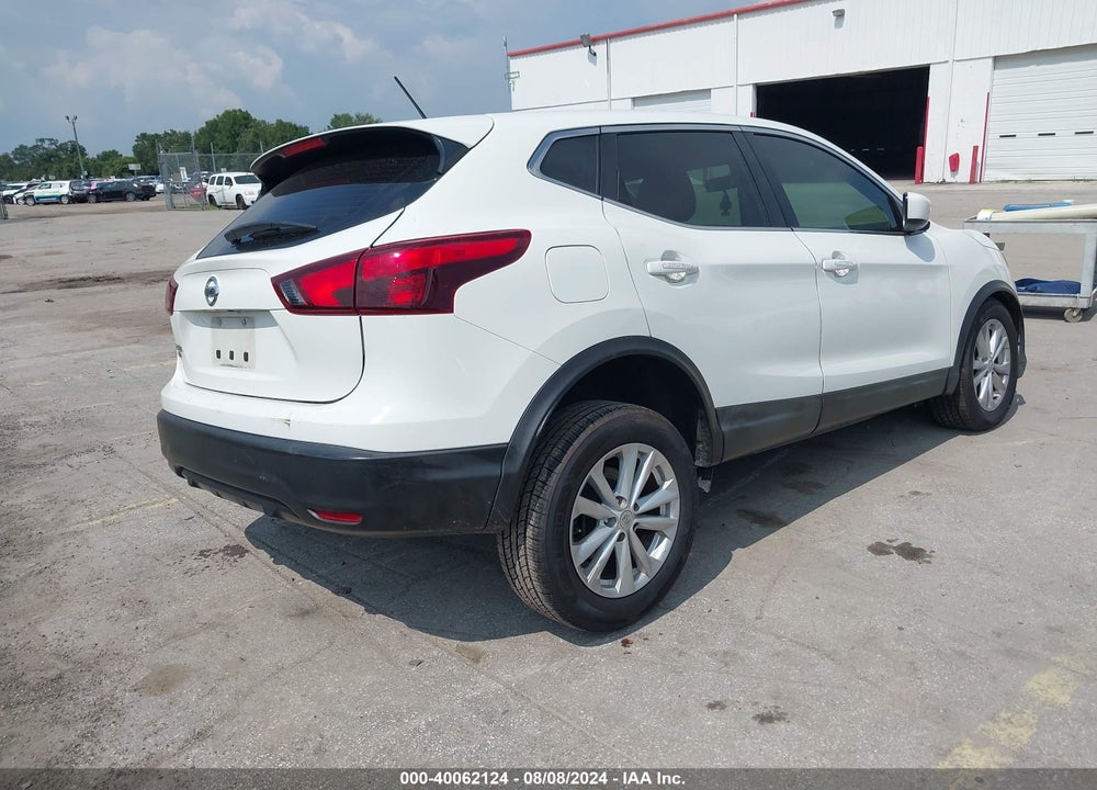 2017 NISSAN ROGUE SPORT S VIN: JN1BJ1CP0HW005280