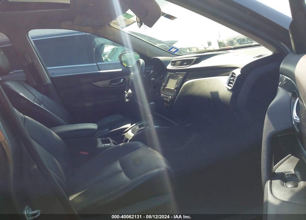 2015 NISSAN ROGUE SL VIN: 5N1AT2MT6FC835325
