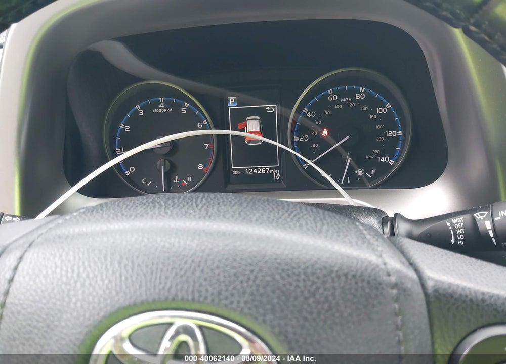 2017 TOYOTA RAV4 XLE VIN: JTMRFREV1HJ142278