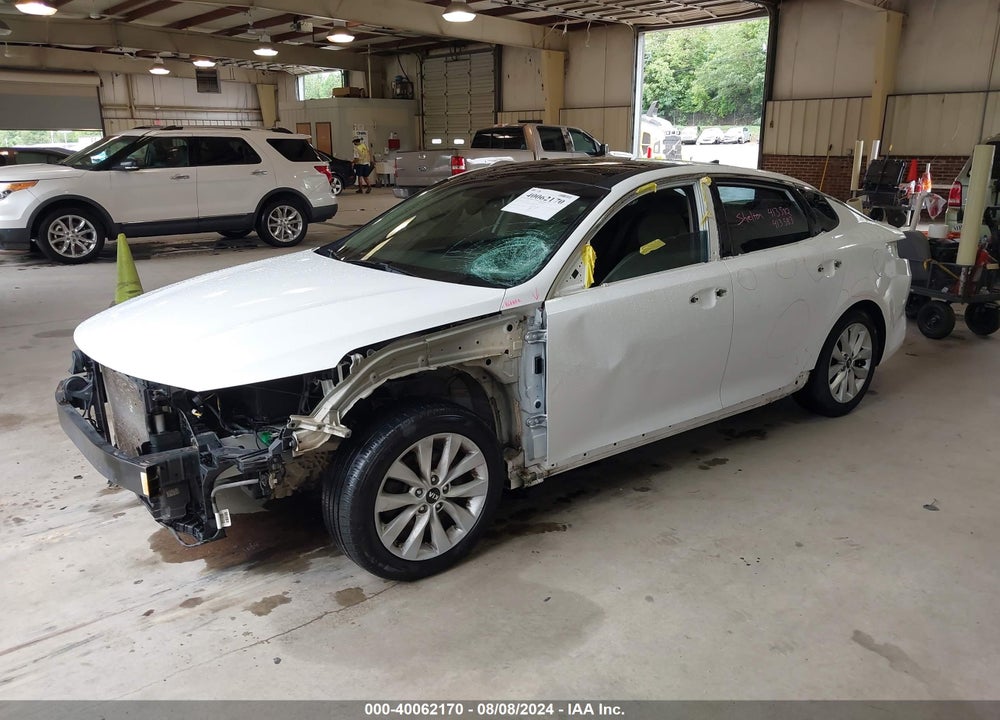 2017 KIA OPTIMA EX VIN: 5XXGU4L32HG143154