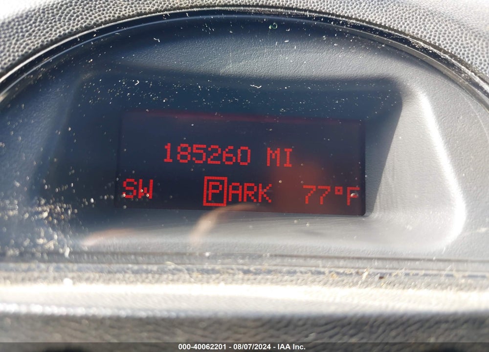 2008 PONTIAC GRAND PRIX VIN: 2G2WP552X81178483