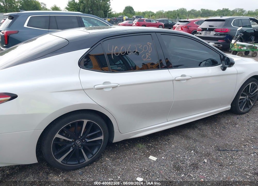 2018 TOYOTA CAMRY XSE VIN: 4T1B61HK7JU126512