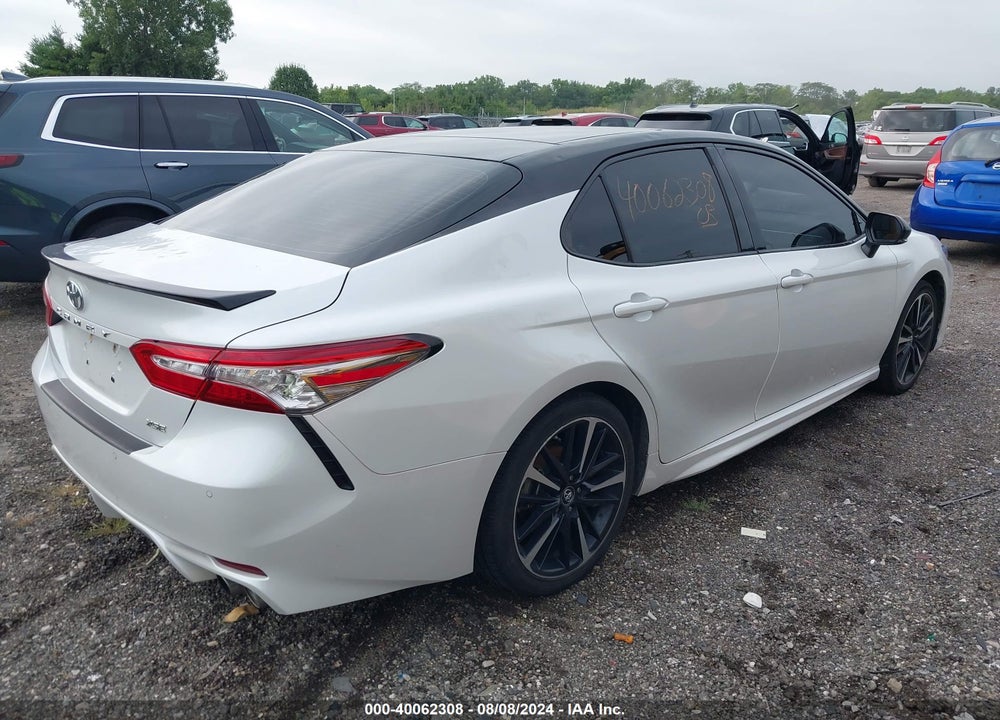 2018 TOYOTA CAMRY XSE VIN: 4T1B61HK7JU126512