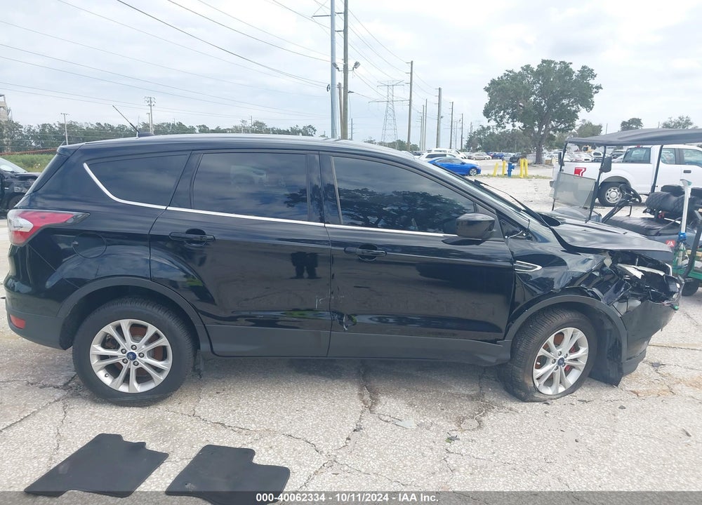 2017 FORD ESCAPE SE VIN: 1FMCU9GD3HUB27386
