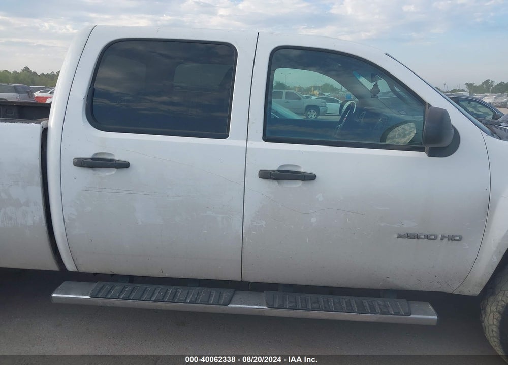 2011 GMC SIERRA 2500HD WORK TRUCK VIN: 1GT11ZCG0BF101635