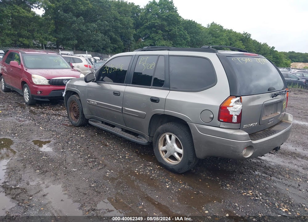 2005 GMC ENVOY SLE VIN: 1GKDT13SX52229457