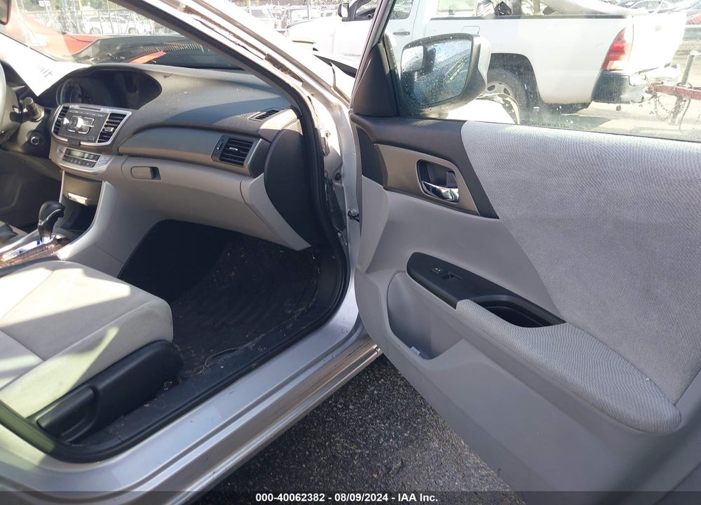 2013 HONDA ACCORD LX VIN: 1HGCR2F31DA197987
