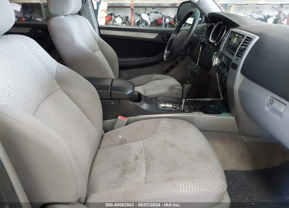2006 TOYOTA 4RUNNER SR5 V8 VIN: JTEBT14RX68034158