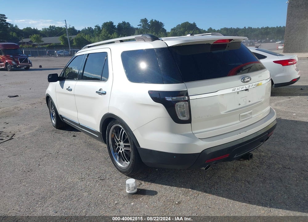 2015 FORD EXPLORER LIMITED VIN: 1FM5K8F83FGC32681