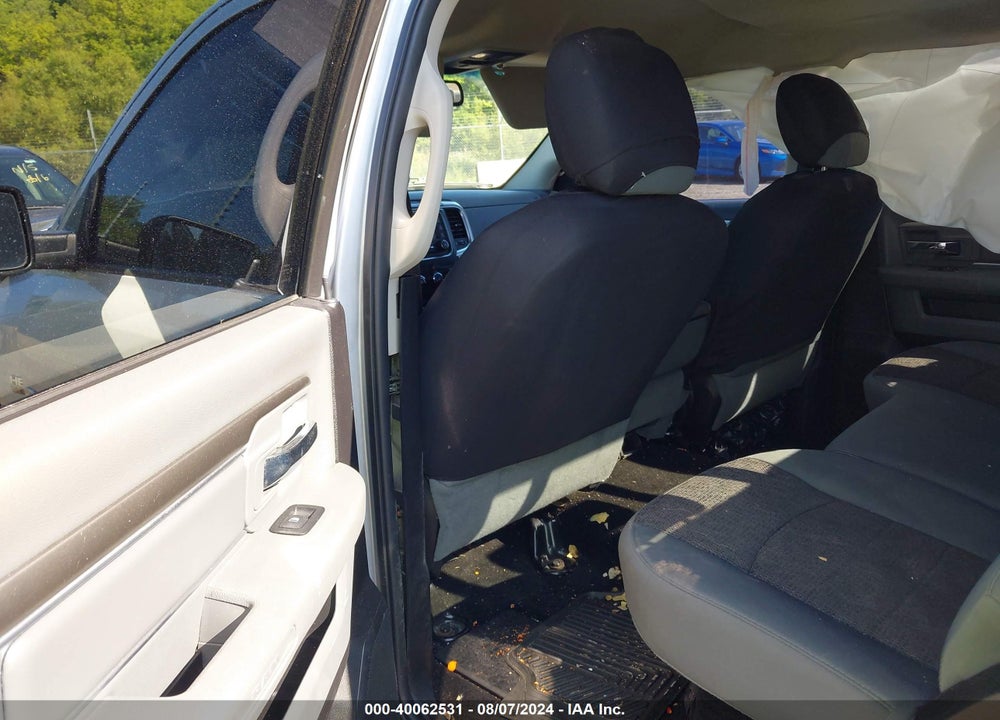 2015 RAM 1500 BIG HORN VIN: 1C6RR7TT0FS574002