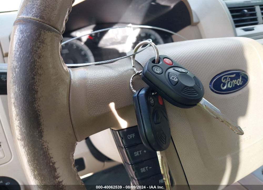 2010 FORD ESCAPE XLT VIN: 1FMCU9D7XAKB02047