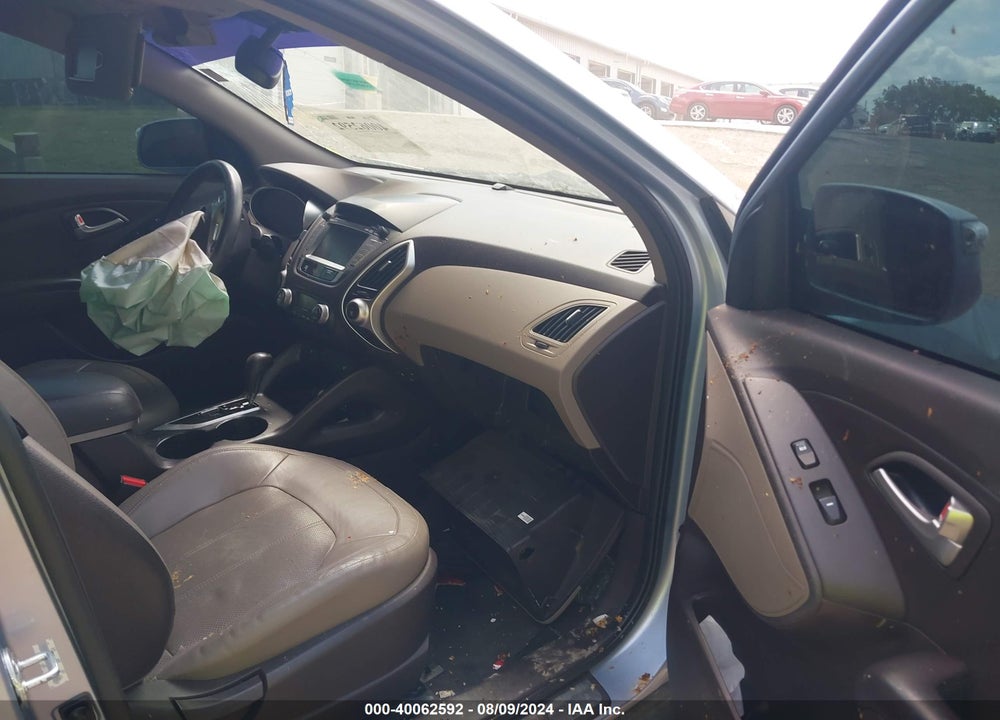 2013 HYUNDAI TUCSON LIMITED VIN: KM8JU3AC5DU661438