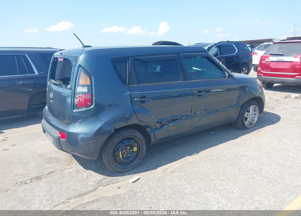 2011 KIA SOUL VIN: KNDJT2A24B7218413