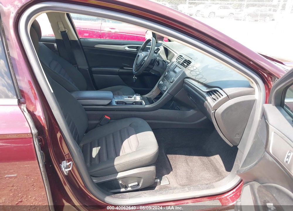 2017 FORD FUSION SE VIN: 3FA6P0HD8HR108915