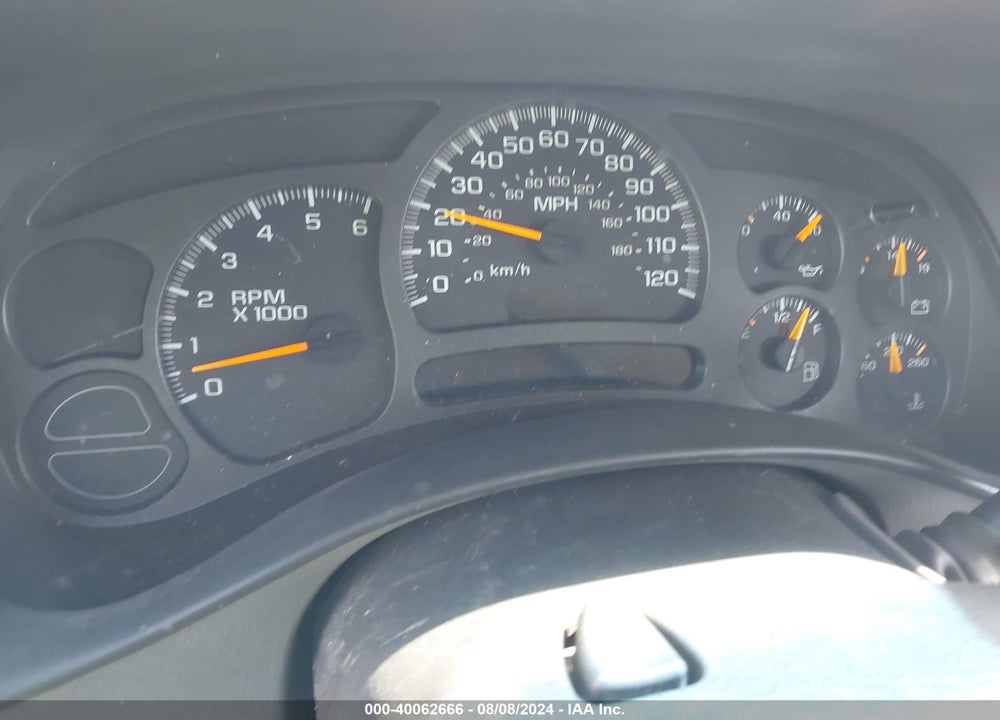 2004 CHEVROLET TAHOE LT VIN: 1GNEC13Z94R308354