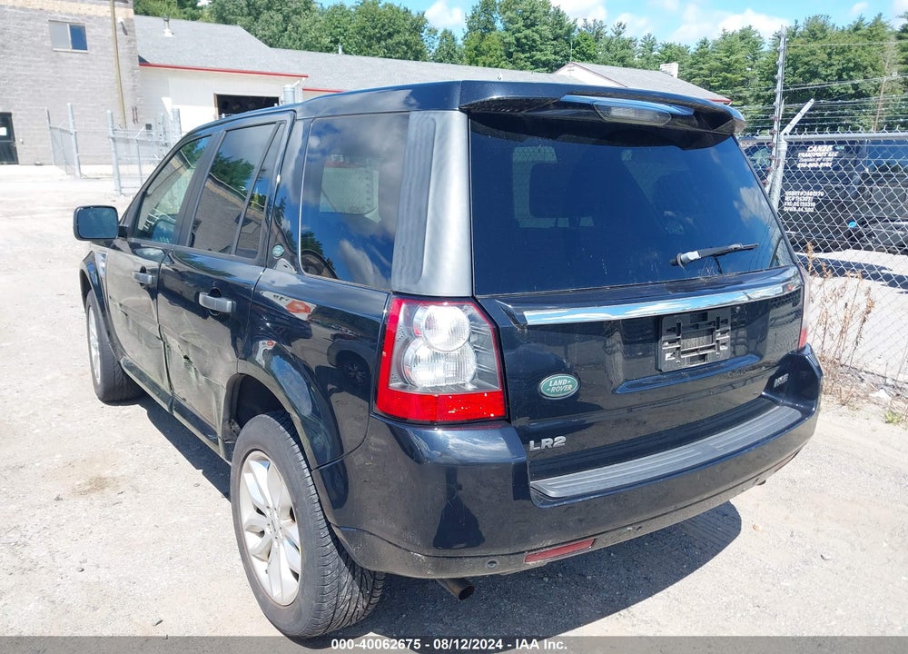 2011 LAND ROVER LR2 VIN: SALFR2BN2BH272891