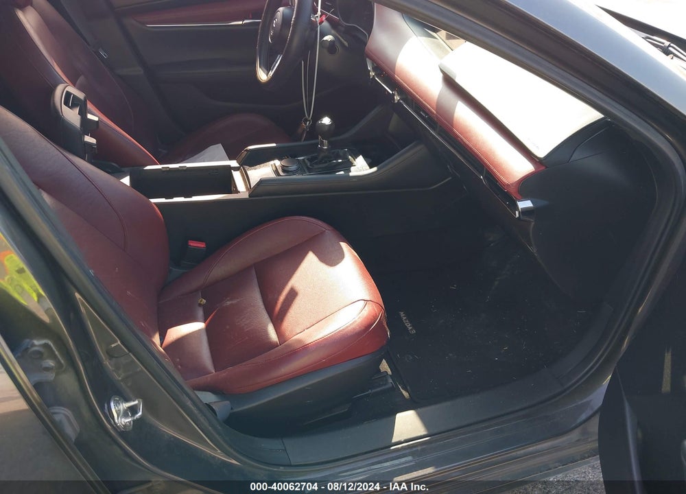 2019 MAZDA 3 PREMIUM PACKAGE VIN: JM1BPANM2K1128744