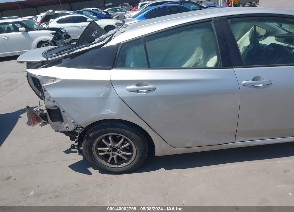 2016 TOYOTA PRIUS VIN: JTDKBRFU8G3506038