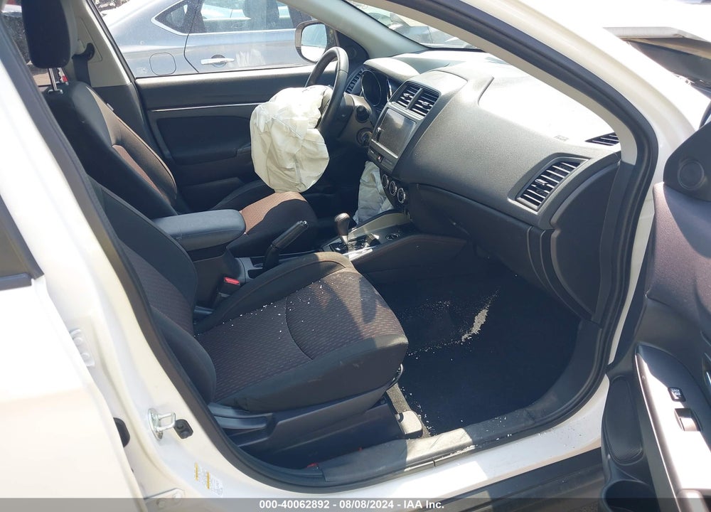 2019 MITSUBISHI OUTLANDER SPORT 2.0 LE VIN: JA4AR3AU8KU010570