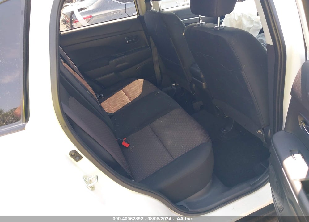 2019 MITSUBISHI OUTLANDER SPORT 2.0 LE VIN: JA4AR3AU8KU010570