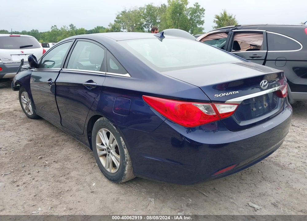 2013 HYUNDAI SONATA GLS VIN: 5NPEB4AC2DH798204