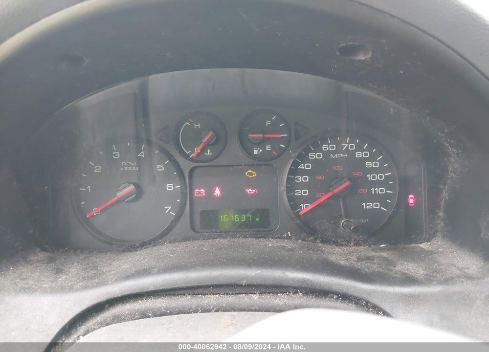 2005 FORD FREESTYLE SE VIN: 1FMZK01175GA40188