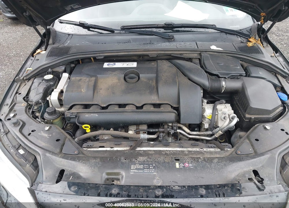 2013 VOLVO XC70 T6/T6 PLATINUM/T6 PREMIER PLUS VIN: YV4902BZ5D1154554