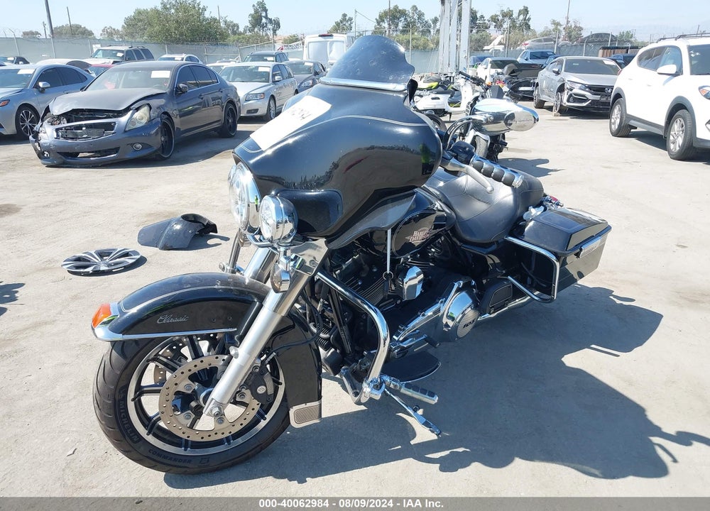 2012 HARLEY-DAVIDSON FLHTC ELECTRA GLIDE CLASSIC VIN: 1HD1FFM33CB601839