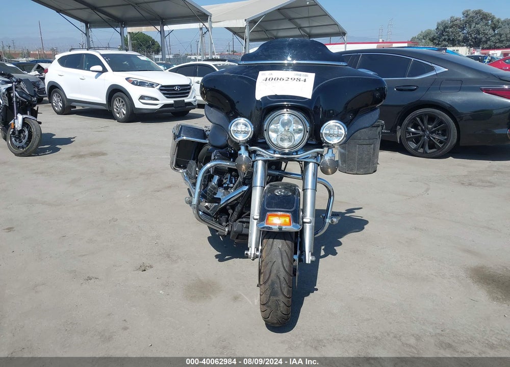 2012 HARLEY-DAVIDSON FLHTC ELECTRA GLIDE CLASSIC VIN: 1HD1FFM33CB601839