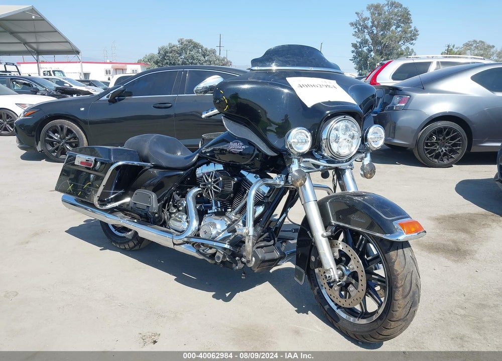 2012 HARLEY-DAVIDSON FLHTC ELECTRA GLIDE CLASSIC VIN: 1HD1FFM33CB601839
