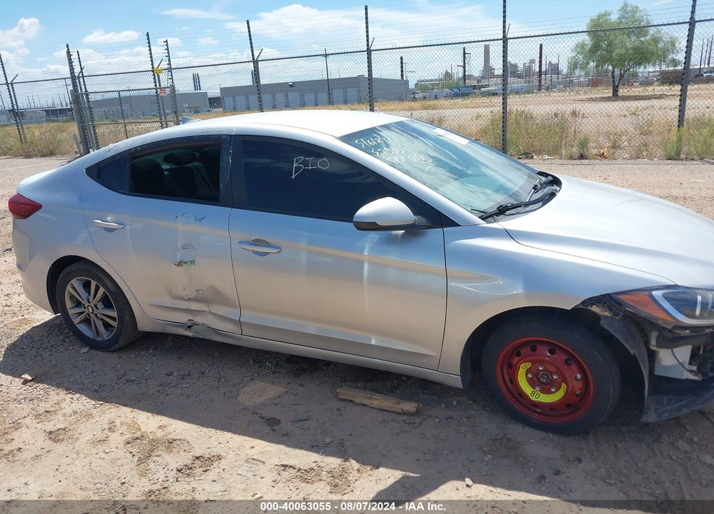 2018 HYUNDAI ELANTRA SEL VIN: KMHD84LF7JU504326