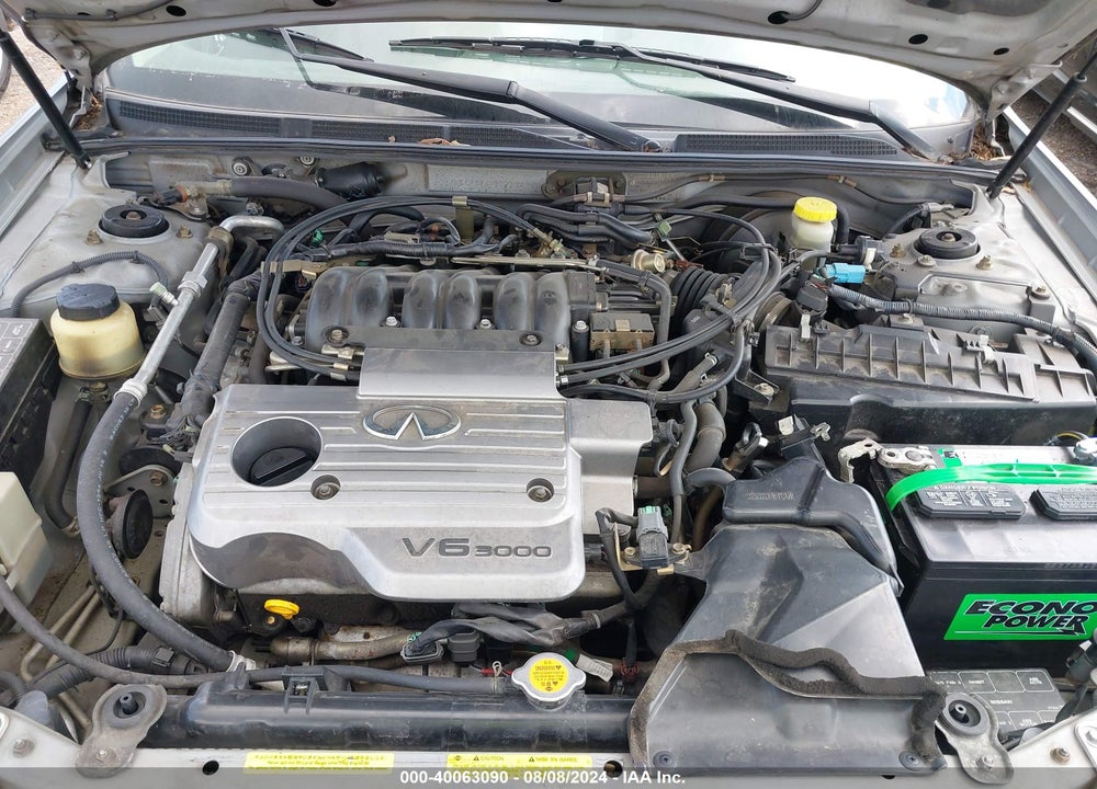 2000 INFINITI I30 LUXURY/TOURING VIN: JNKCA31A8YT212009