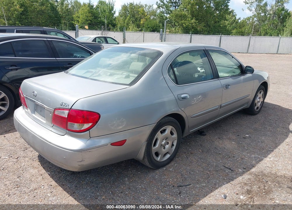 2000 INFINITI I30 LUXURY/TOURING VIN: JNKCA31A8YT212009