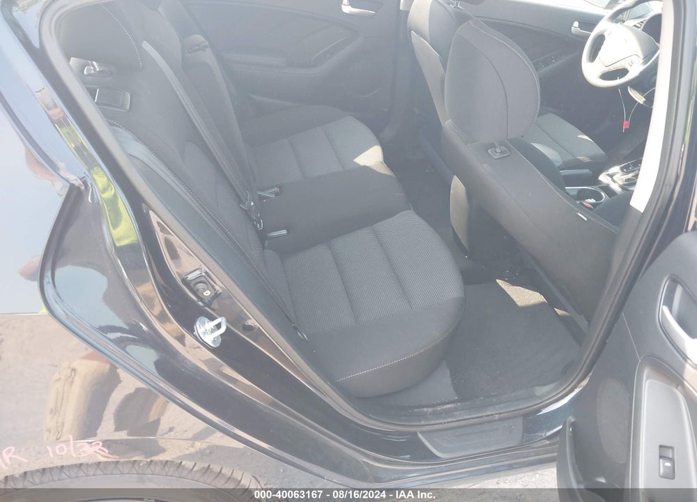 2017 KIA FORTE LX VIN: KNAFK5A87H5687978