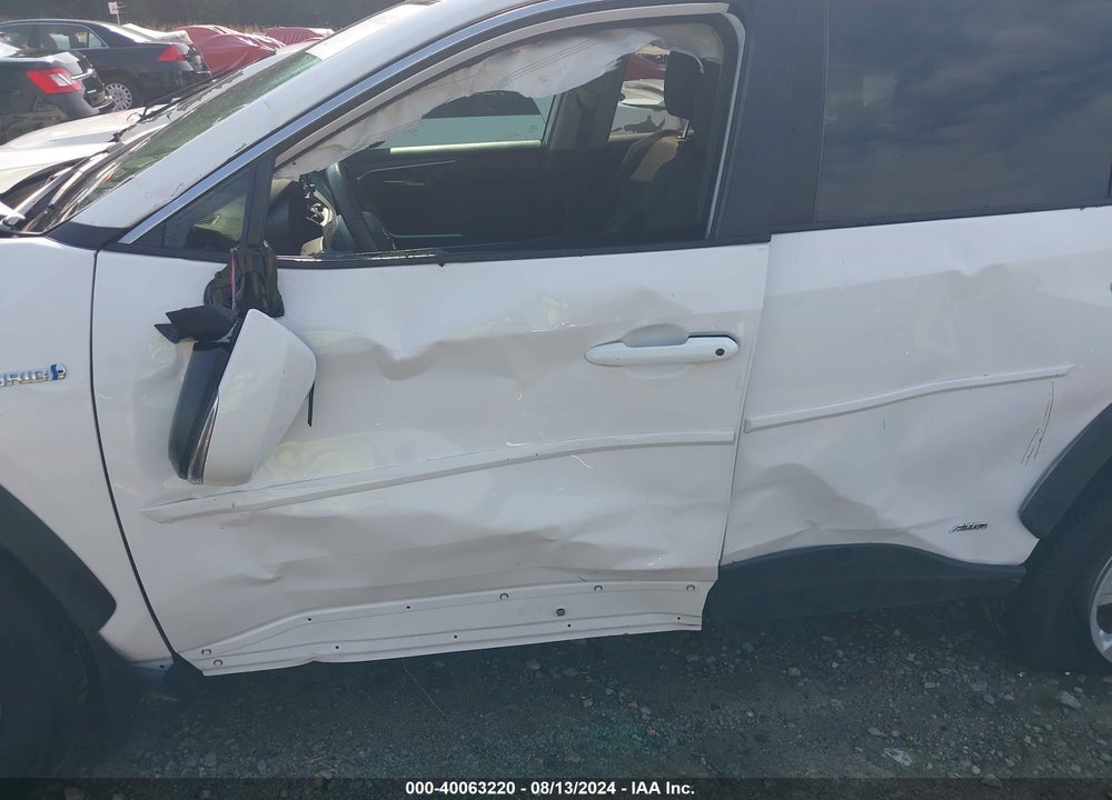 2020 TOYOTA RAV4 HYBRID XLE VIN: 2T3RWRFV7LW047071