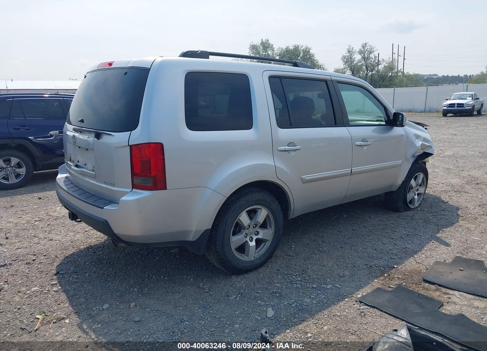 2011 HONDA PILOT EX-L VIN: 5FNYF4H62BB056401