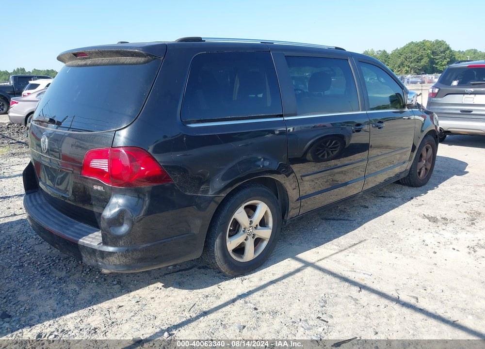 2009 VOLKSWAGEN ROUTAN SEL PREMIUM VIN: 2V8HW64X59R584141