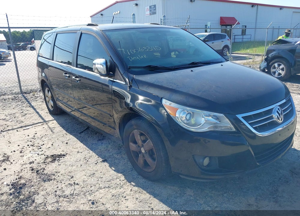 2009 VOLKSWAGEN ROUTAN SEL PREMIUM VIN: 2V8HW64X59R584141