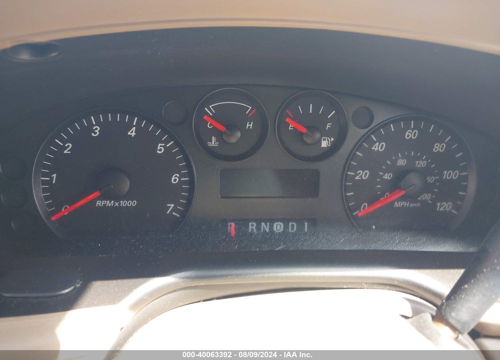 2005 FORD TAURUS VIN: 1FAFP53225A149209