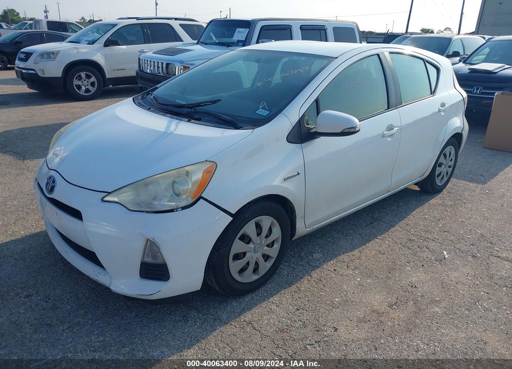 2013 TOYOTA PRIUS C TWO VIN: JTDKDTB37D1556098