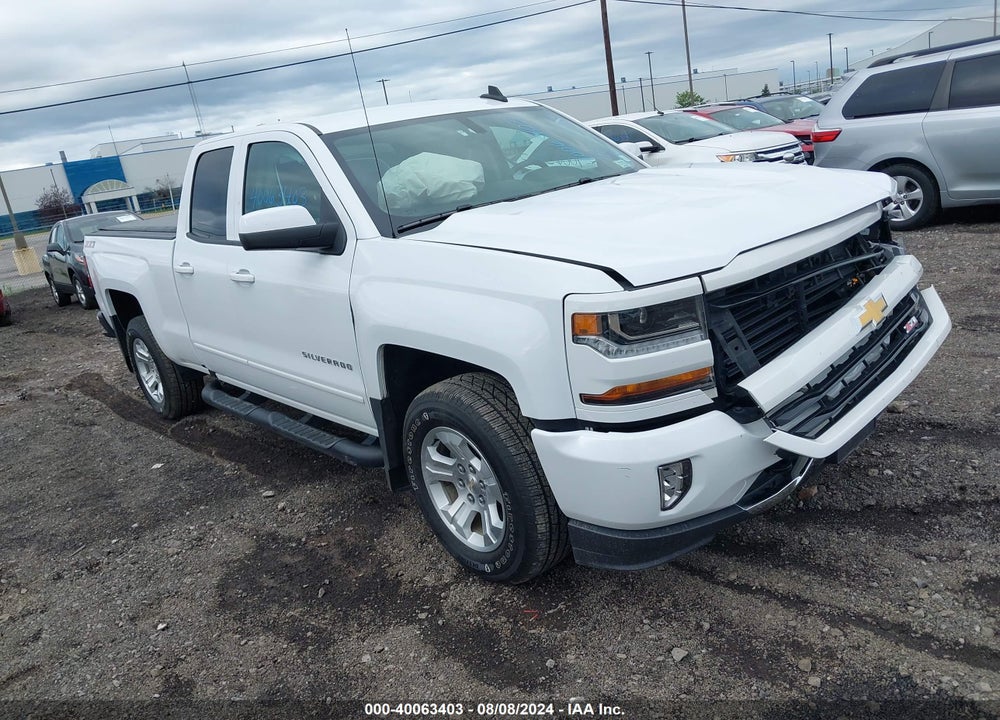 2017 CHEVROLET SILVERADO 1500 2LT VIN: 1GCVKREC4HZ332876
