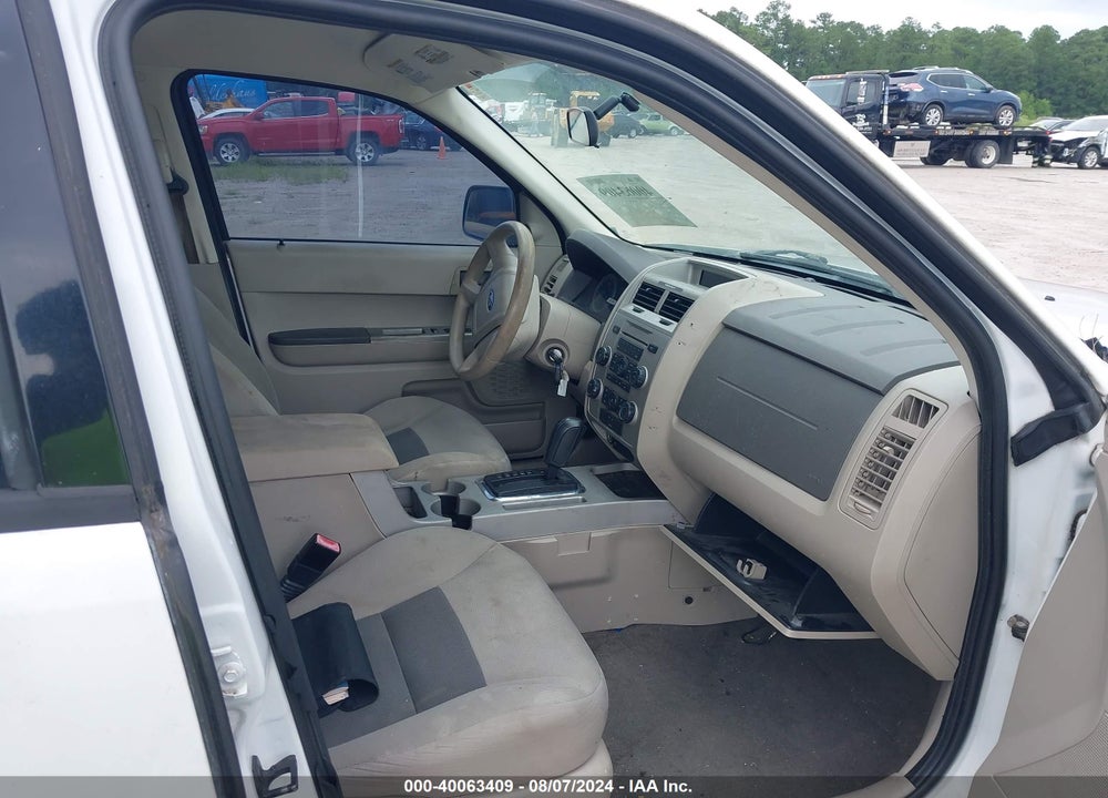 2008 FORD ESCAPE XLT VIN: 1FMCU93168KE58955