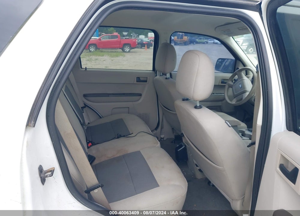 2008 FORD ESCAPE XLT VIN: 1FMCU93168KE58955