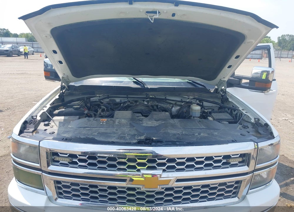 2015 CHEVROLET SILVERADO 1500 1LT VIN: 3GCUKREH9FG335051