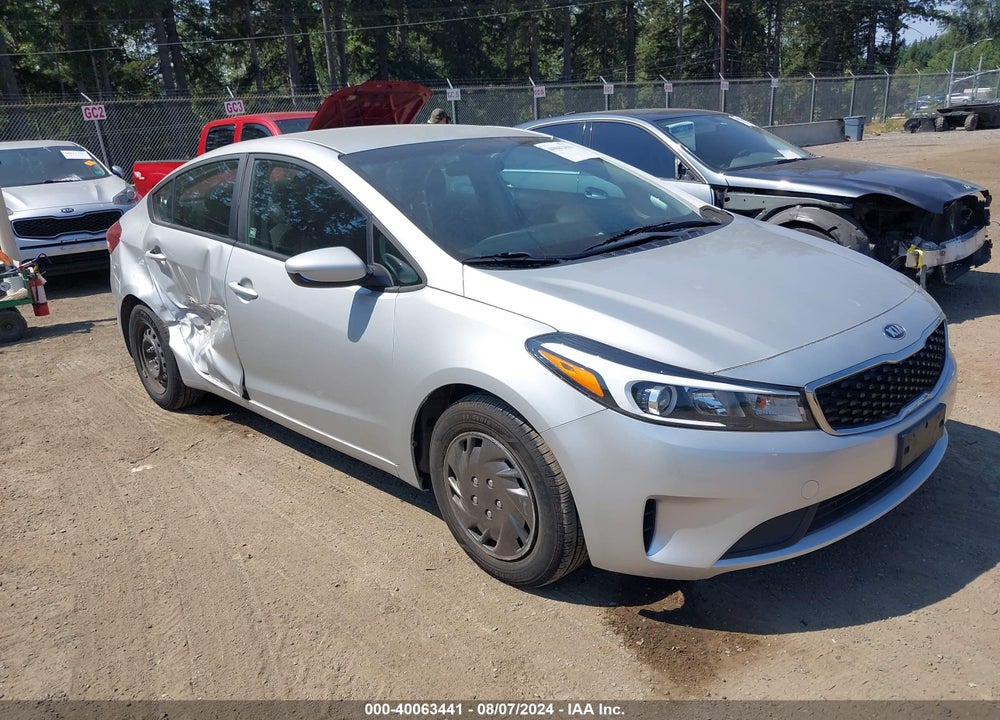 2018 KIA FORTE LX VIN: 3KPFK4A7XJE260843