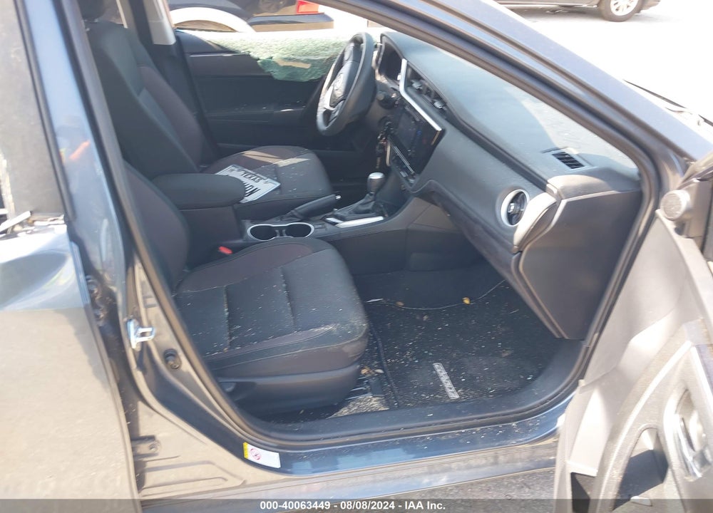 2018 TOYOTA COROLLA LE VIN: 2T1BURHE6JC971285