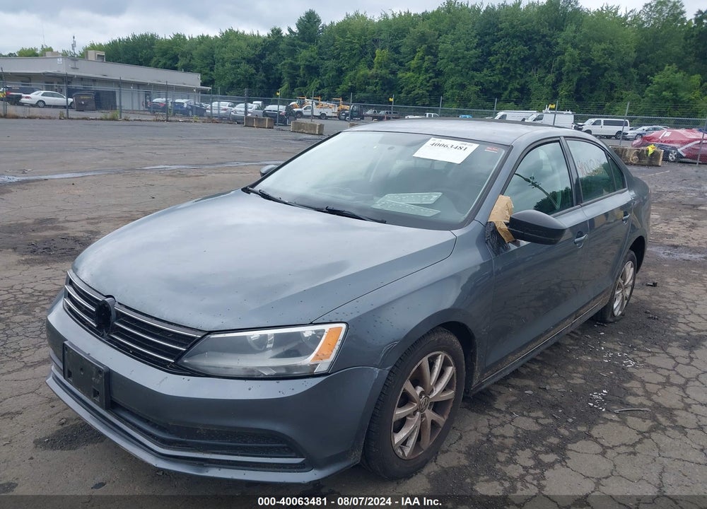 2015 VOLKSWAGEN JETTA 1.8T SE VIN: 3VWD17AJ8FM270921