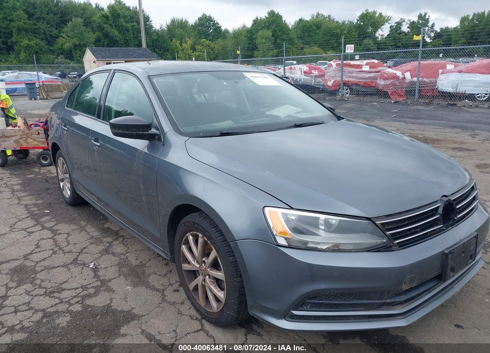 2015 VOLKSWAGEN JETTA 1.8T SE VIN: 3VWD17AJ8FM270921
