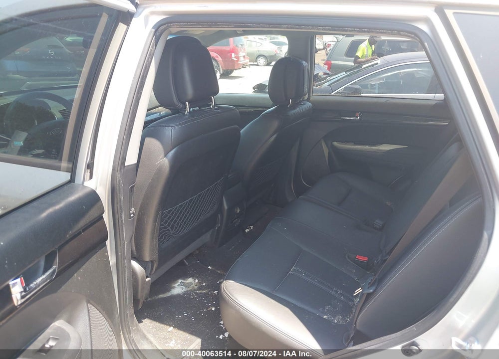 2011 KIA SORENTO EX V6 VIN: 5XYKU4A29BG033130